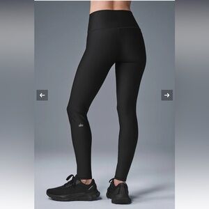 Alo High-Waist Airlift Legging- size small